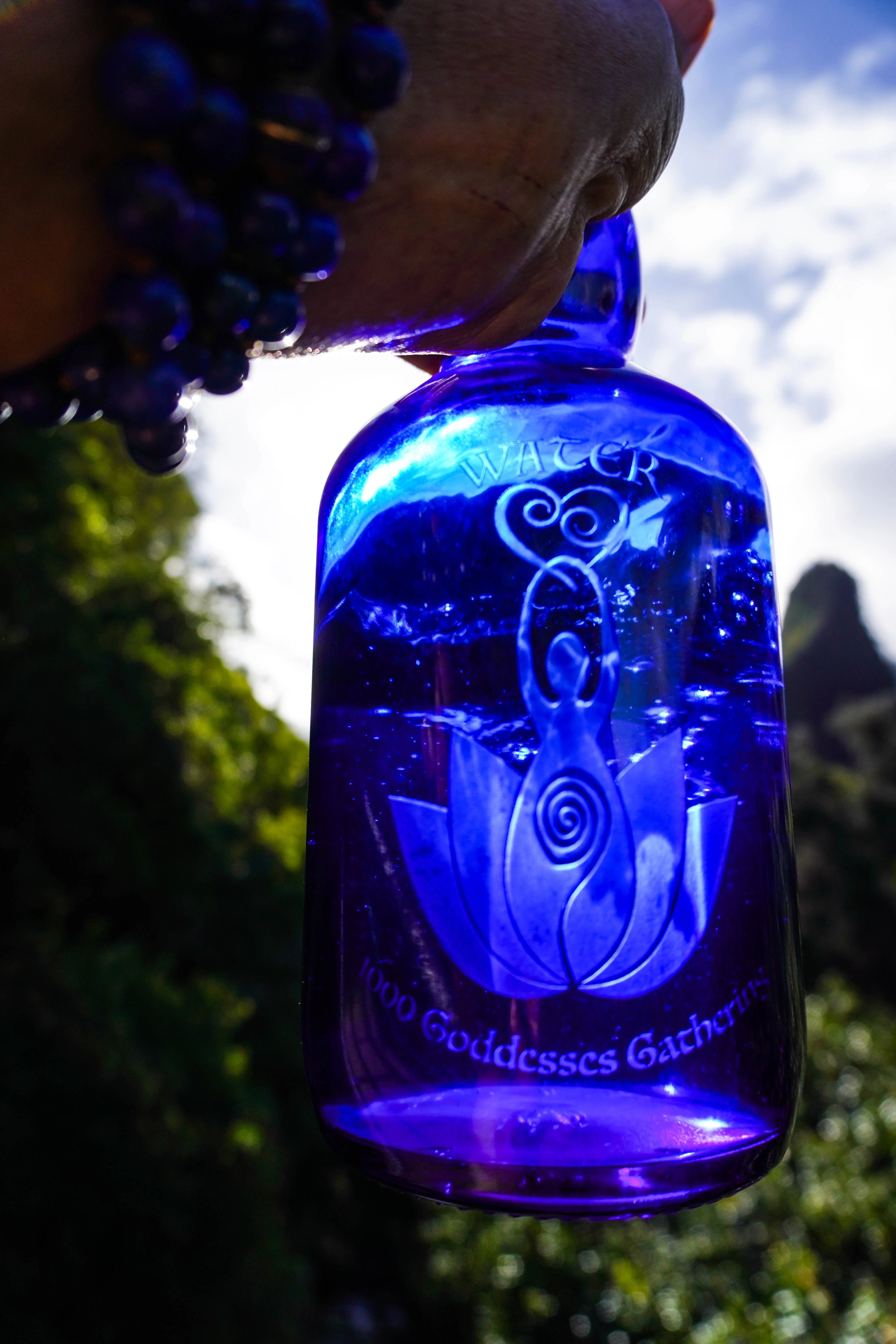 1000 Goddesses Gathering Water Love - Image 2