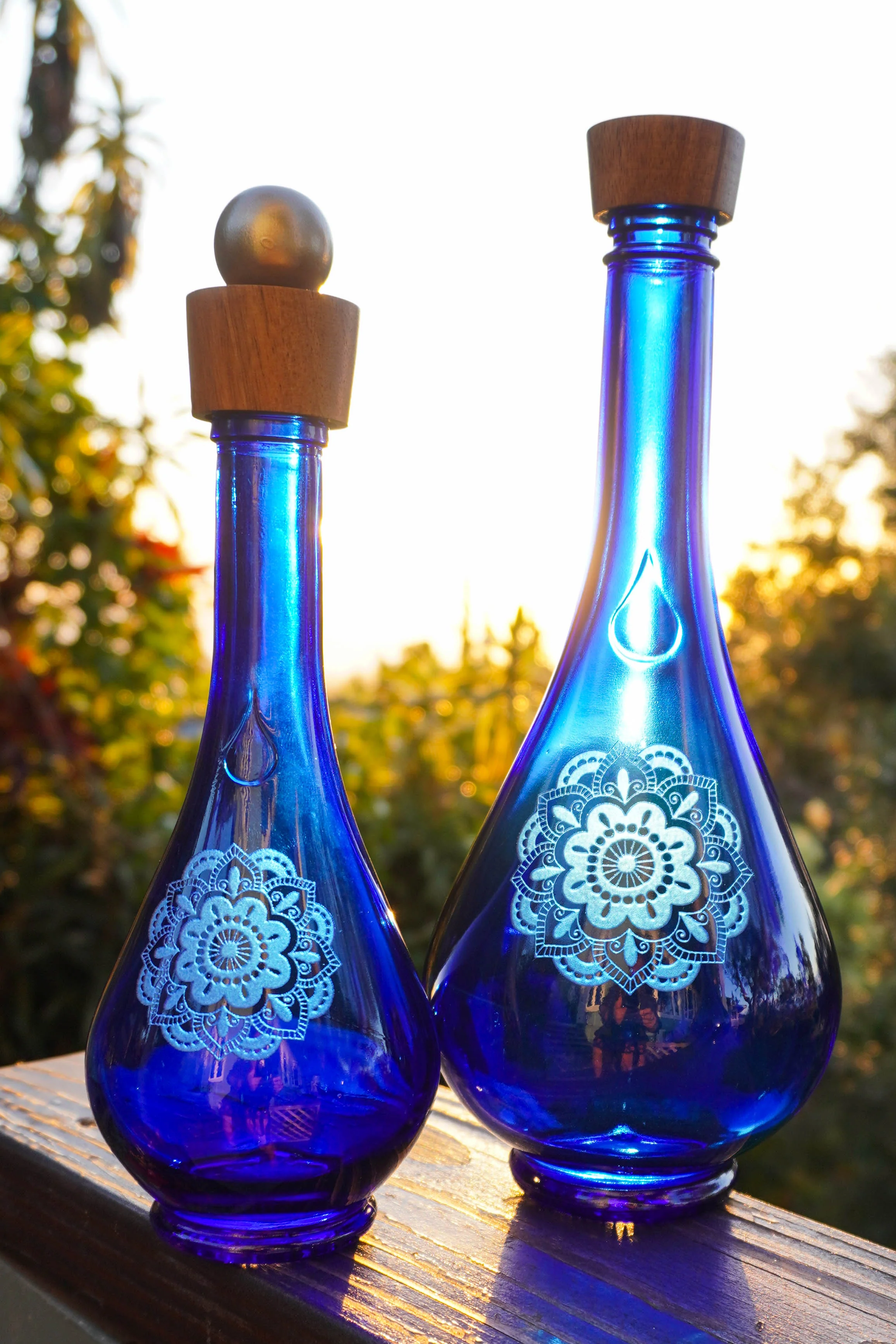 Genie LARGE Sandblasted  Water Drops 750ml/25 oz - Image 10