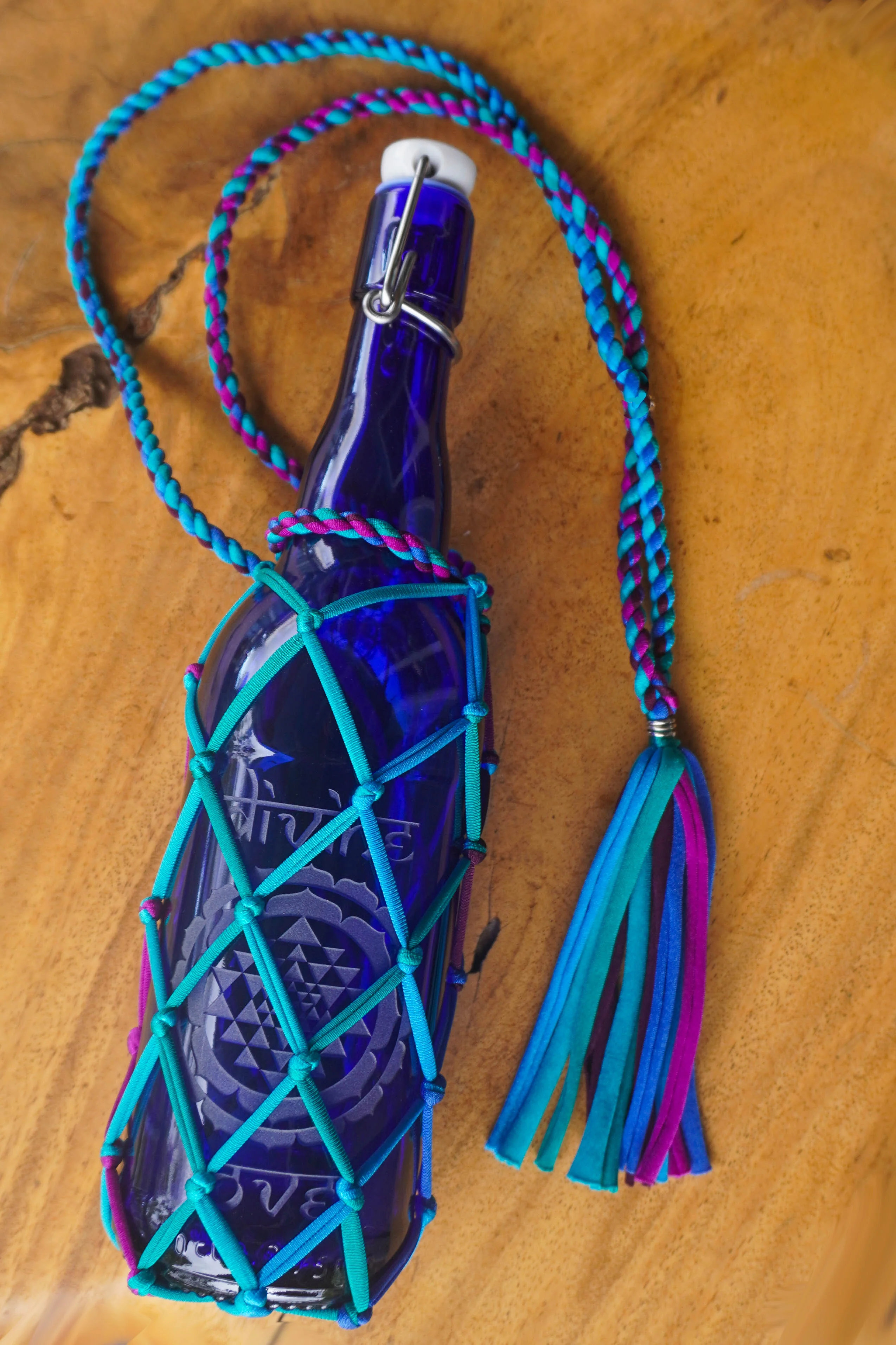 String Bottle Holder ~  Over the Shoulder - Image 13