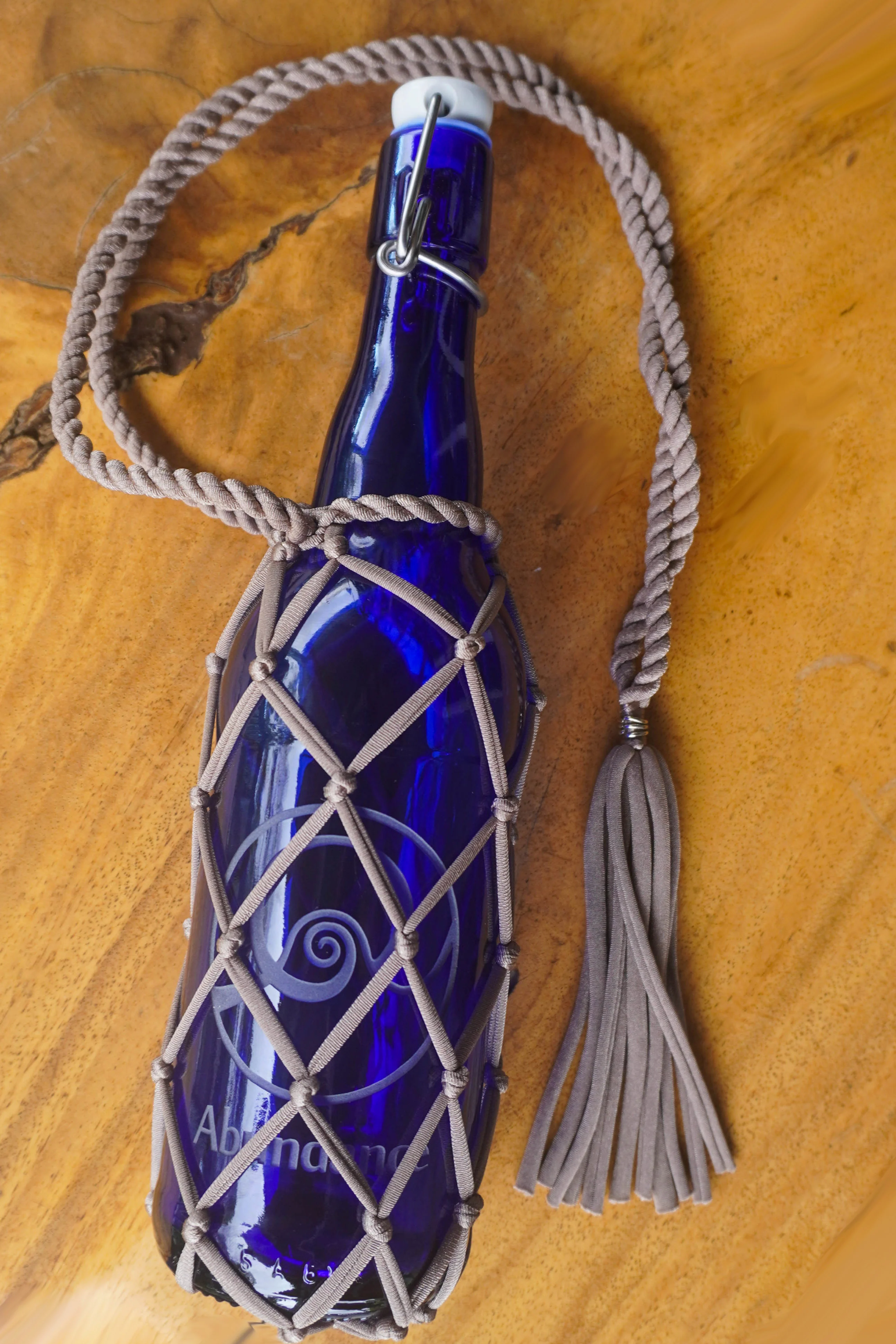 String Bottle Holder ~  Over the Shoulder - Image 7