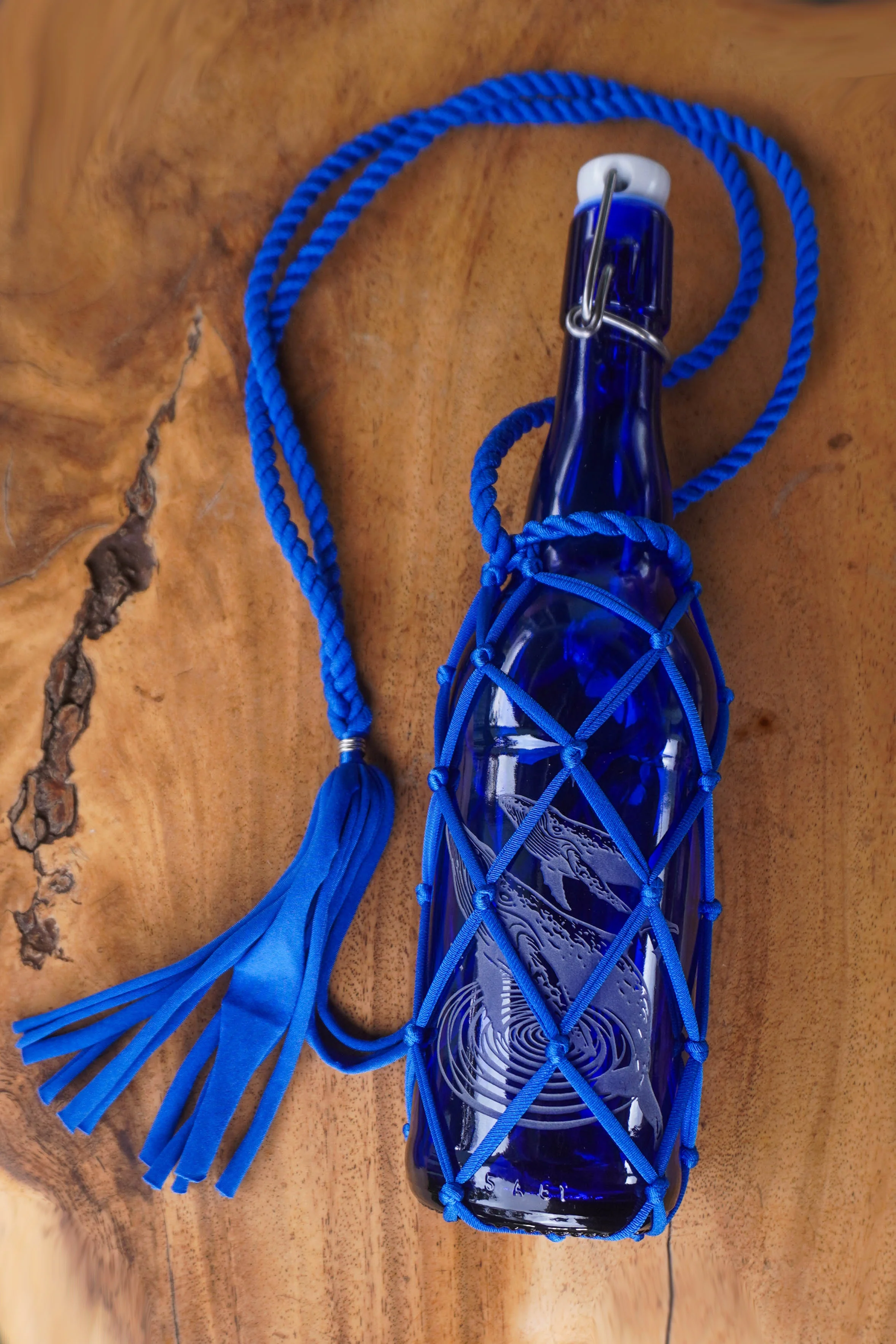 String Bottle Holder ~  Over the Shoulder - Image 9